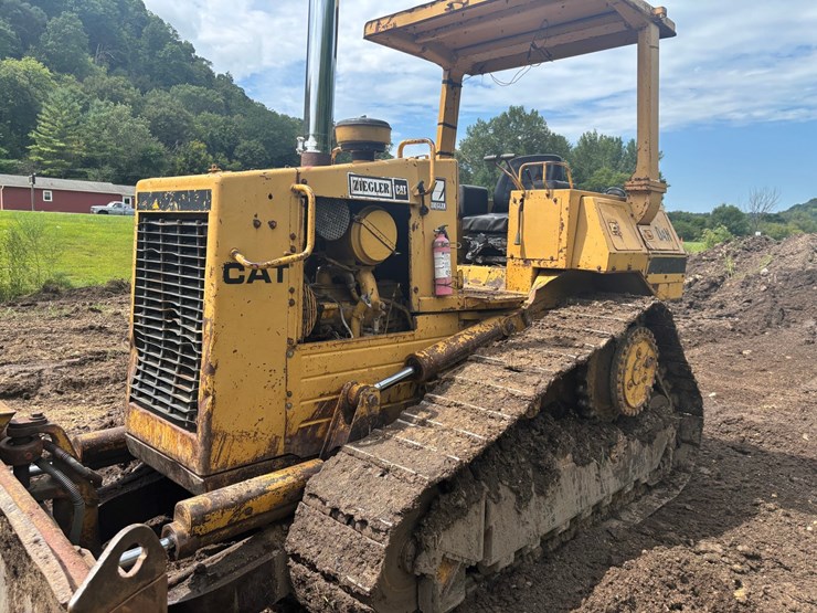 caterpillar-d4h-image-7