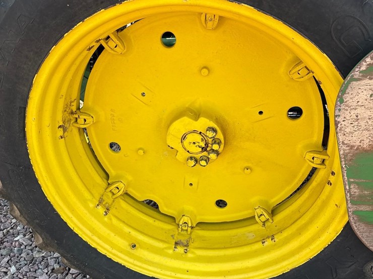 john-deere-630-image-66