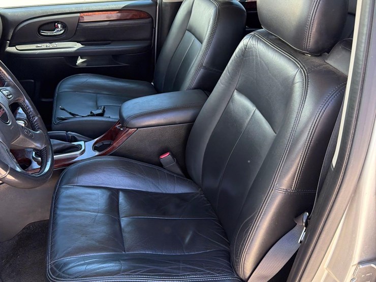 2005-gmc-1500-image-28