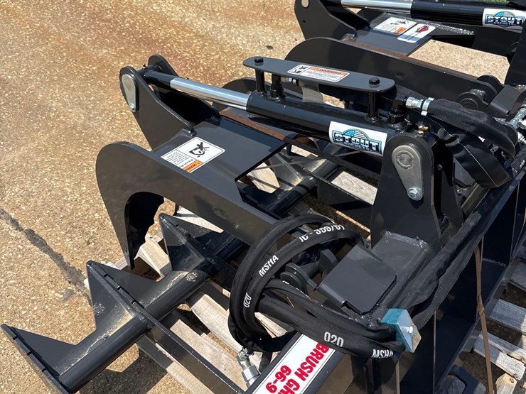 new-stout-66-inch-skidloader-grapple-bucket-image-7
