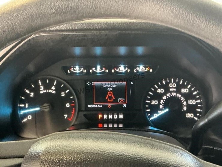 2020-ford-f150-image-16