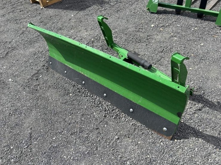 john-deere-1025r-image-4