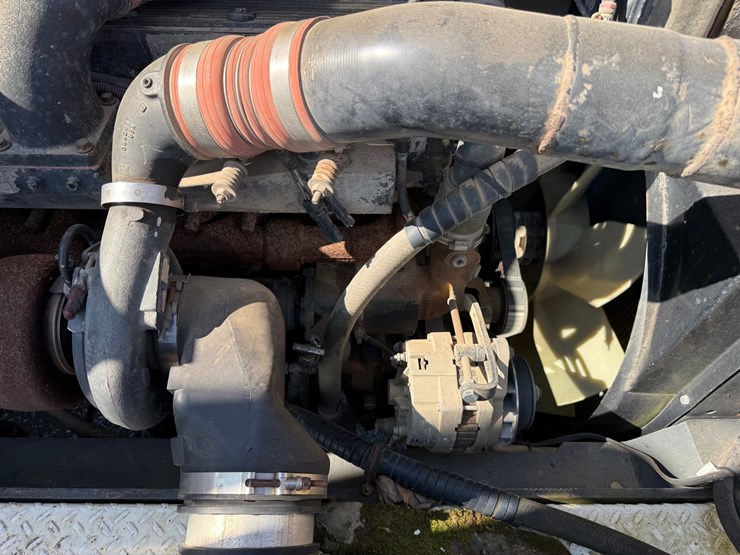 #2470-•-2002-tor-truck-dr-4280-crane-truck-image-67