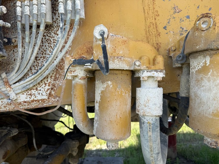 caterpillar-785b-image-22