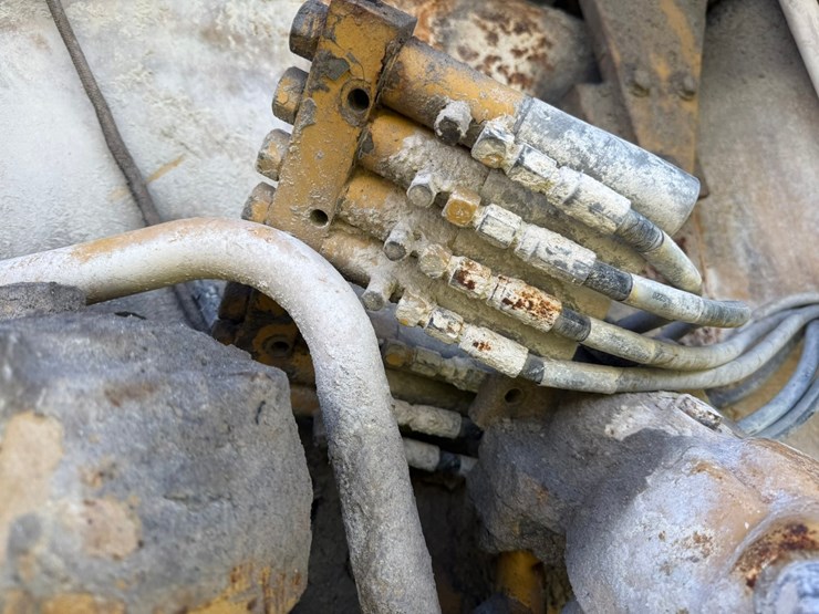 caterpillar-785b-image-72