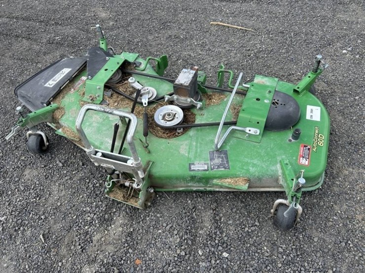 john-deere-60d-image-1