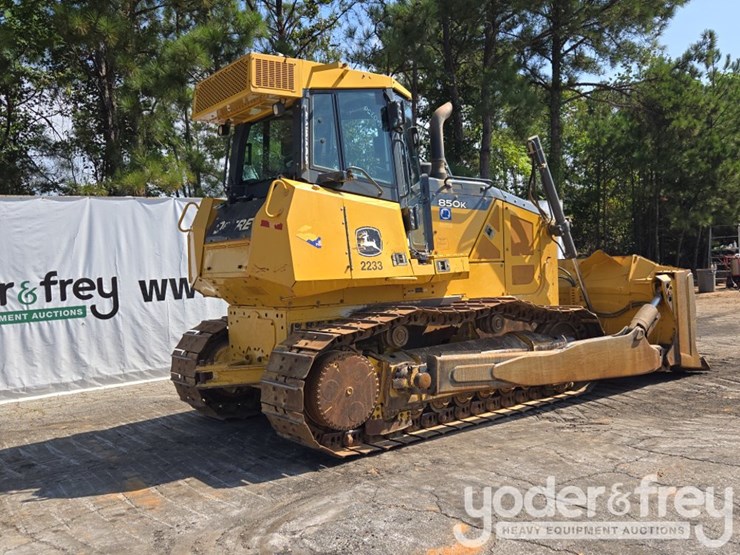 2018-deere-850k-lgp-image-5