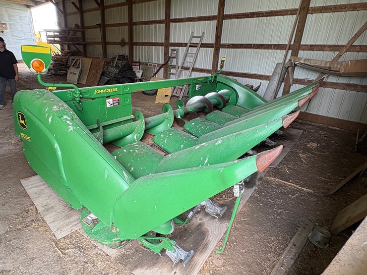 john-deere-606c-image-6