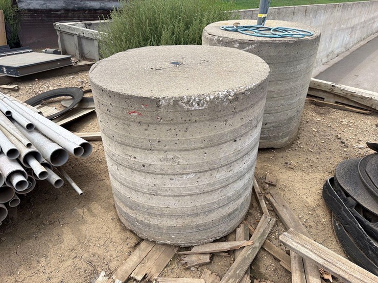 2-cement-columns-image-2
