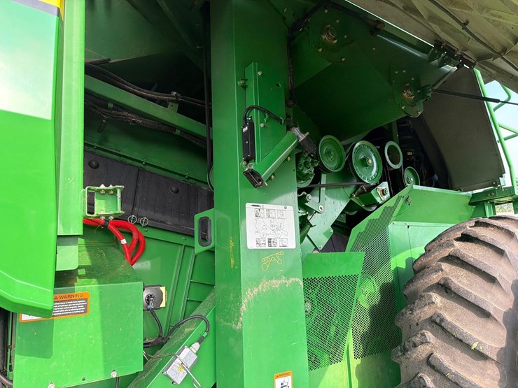 2013-john-deere-s660-image-59