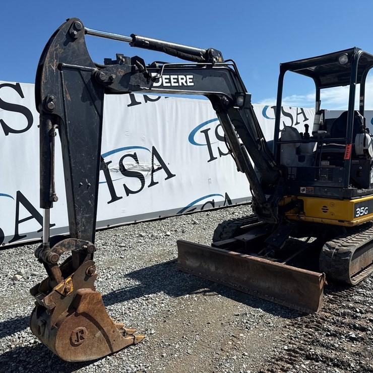 #61446 • 2016 Deere 35G Mini Excavator