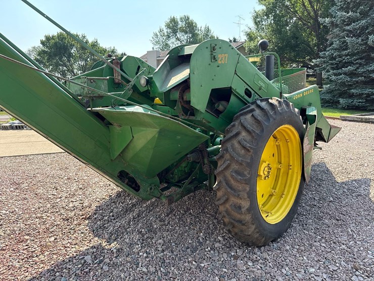 john-deere-630-image-4