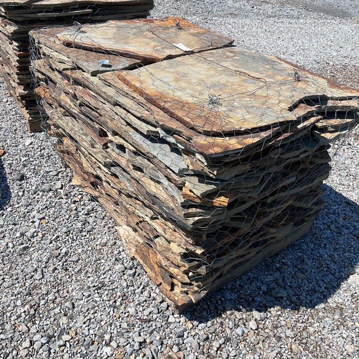 PALLET OF 3/4" SANDSTONE PATIO STONES