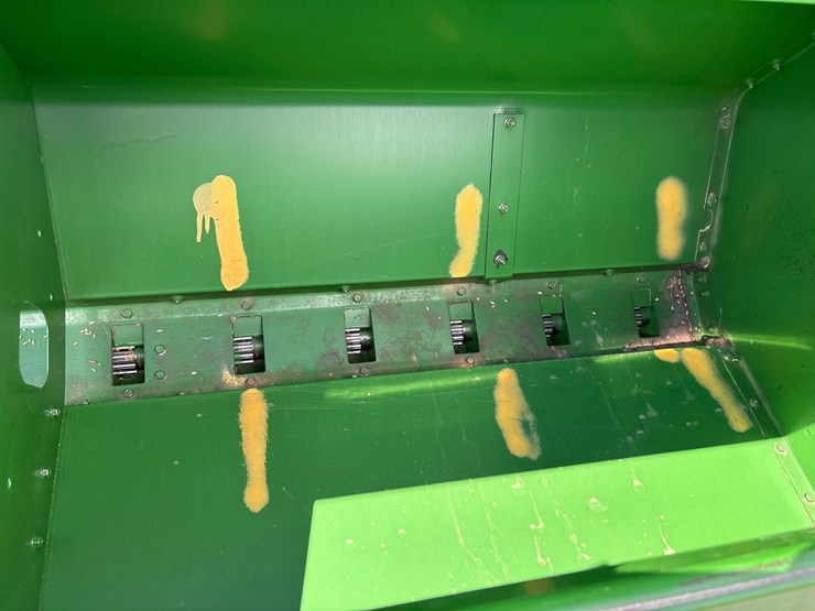 john-deere-1590-image-44