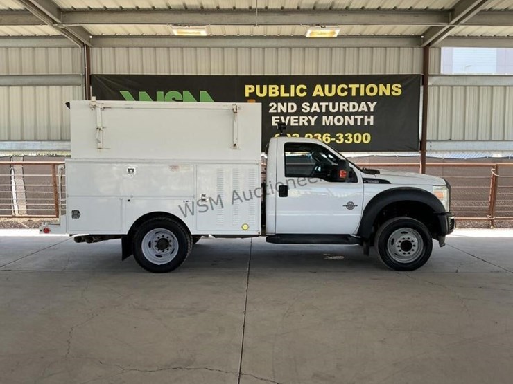 2016-ford-f550-image-1