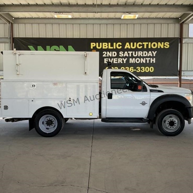 2016 FORD F550