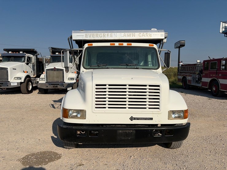 2000-international-4700-image-2