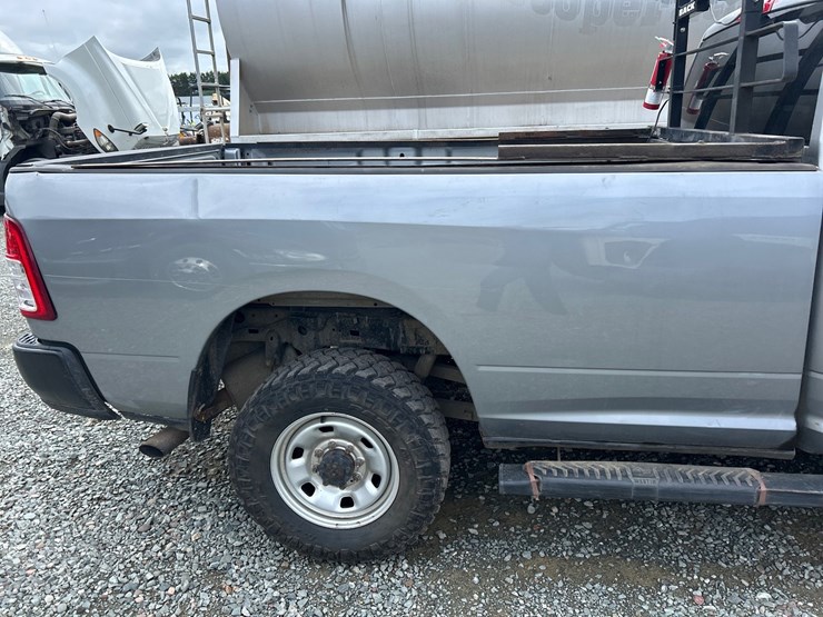 2021-dodge-2500-image-15
