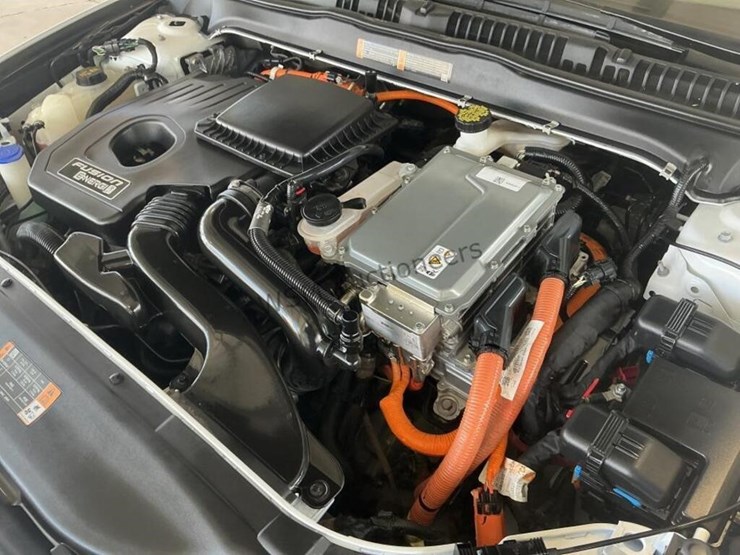 2018-ford-fusion-energie-sdn-image-16