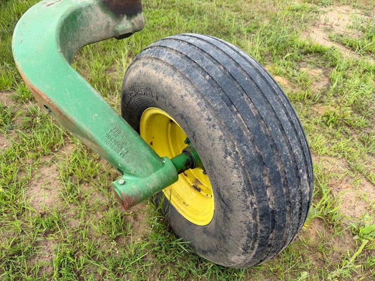 john-deere-2200-image-65