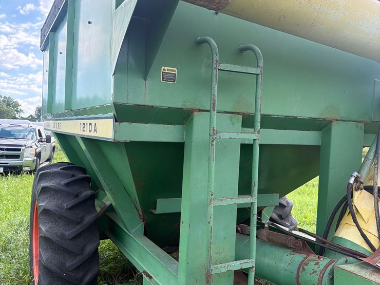 john-deere-1210a-image-18