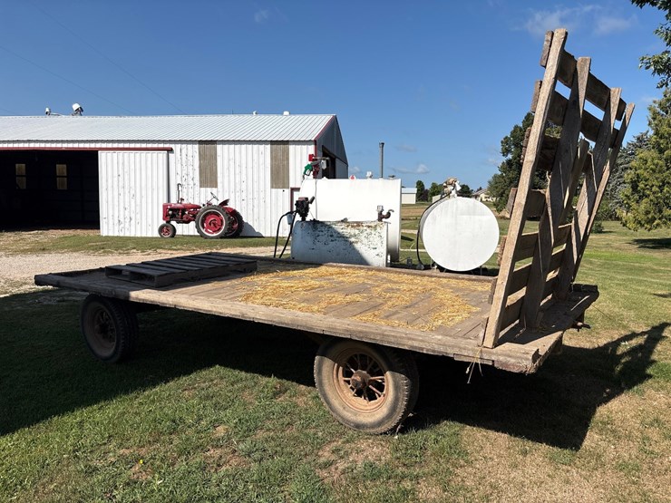 #2916-•-8'x16'-hay-wagon-image-4
