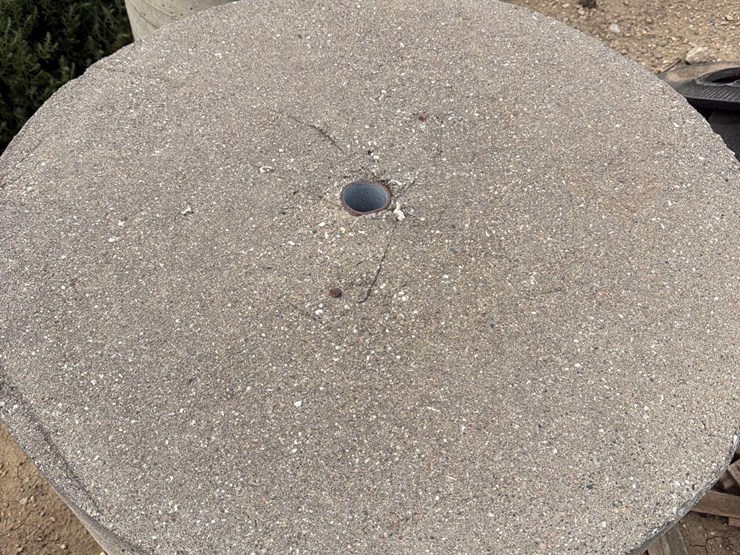 2-cement-columns-image-4