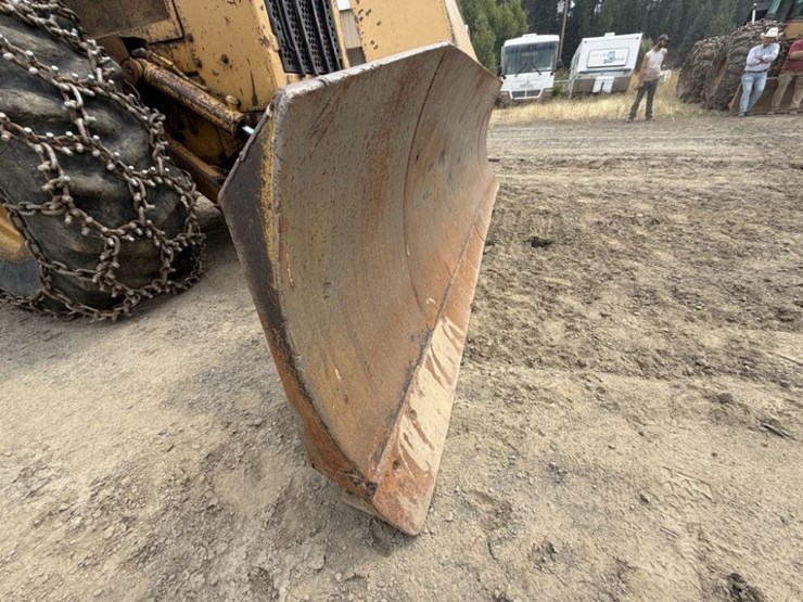 1994-caterpillar-518c-image-11