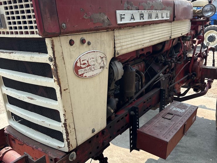 farmall-560-diesel-tractor-image-15