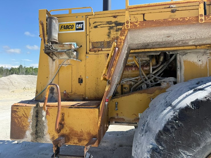 caterpillar-988-image-24
