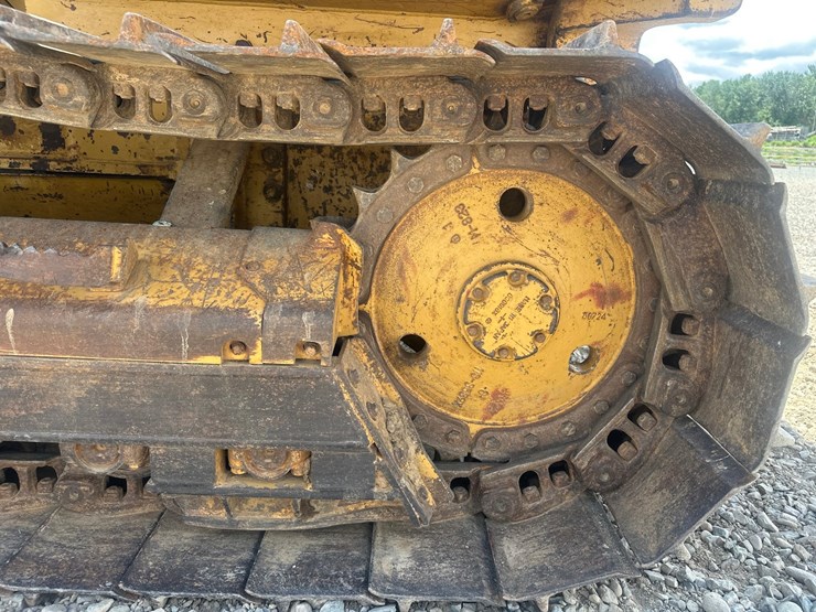 caterpillar-d5c-xl-image-52