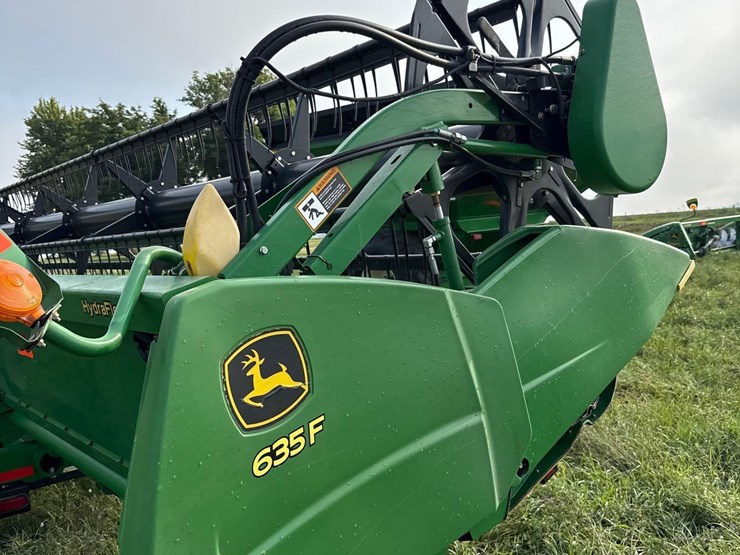 2009-john-deere-635f-image-37