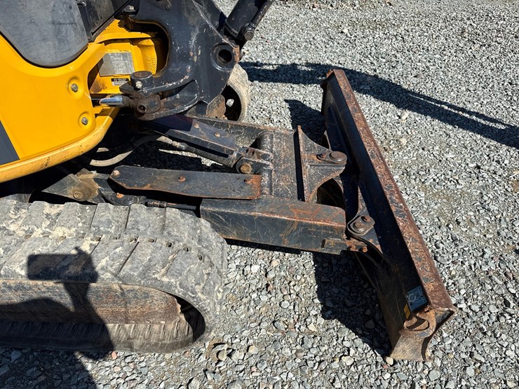 deere-35g-image-73