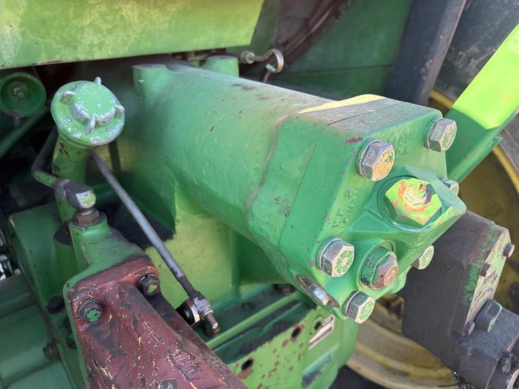 john-deere-4640-image-36