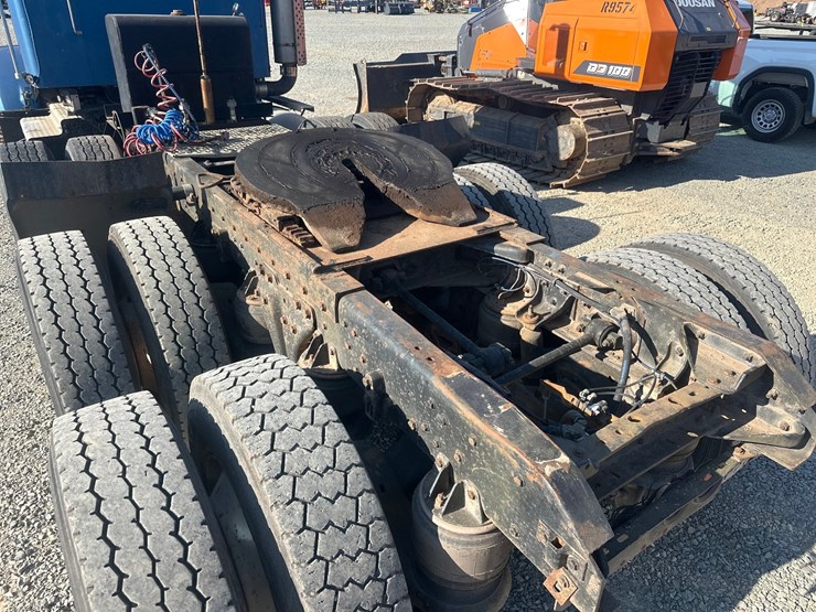 1988-kenworth-t800-image-21