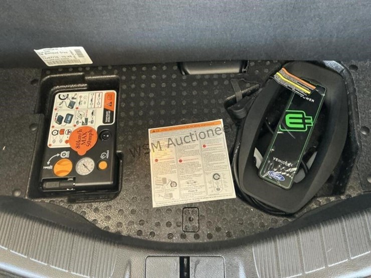2017-ford-fusion-energi-se-sdn-image-9
