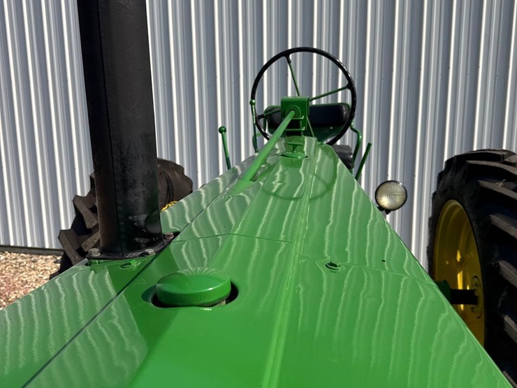 john-deere-70-image-45
