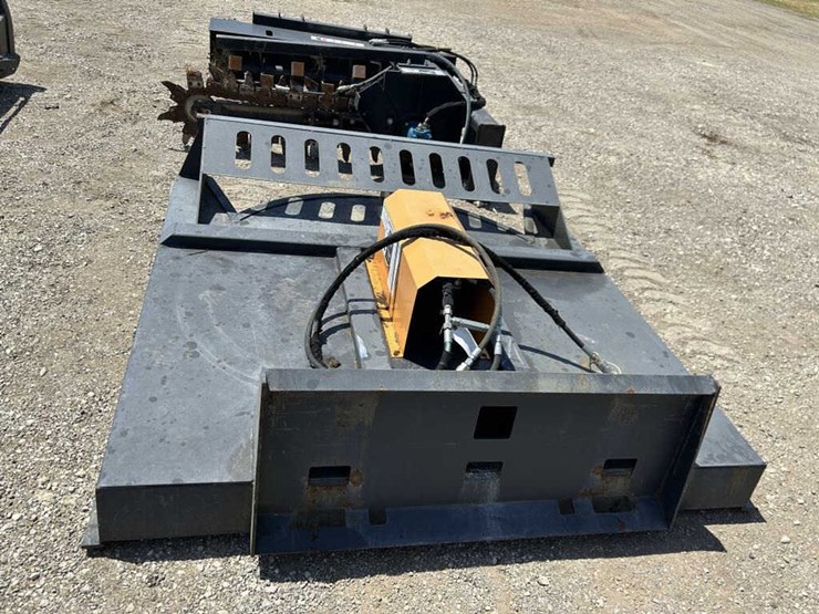 #217-•-skid-steer-72"-rotary-cutter-for-image-1