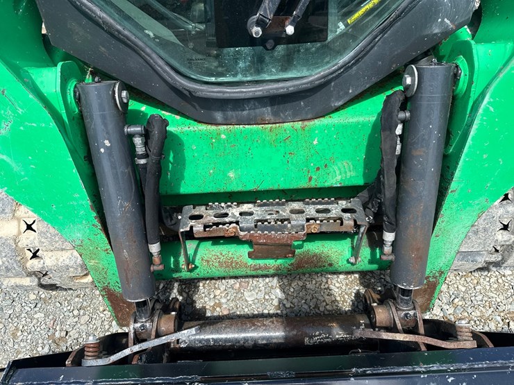 2019-bobcat-t550-image-11