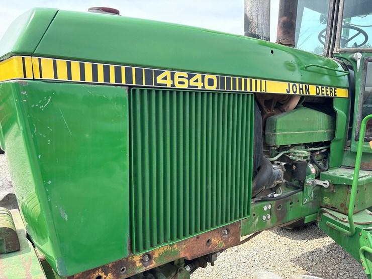 john-deere-4640-image-11