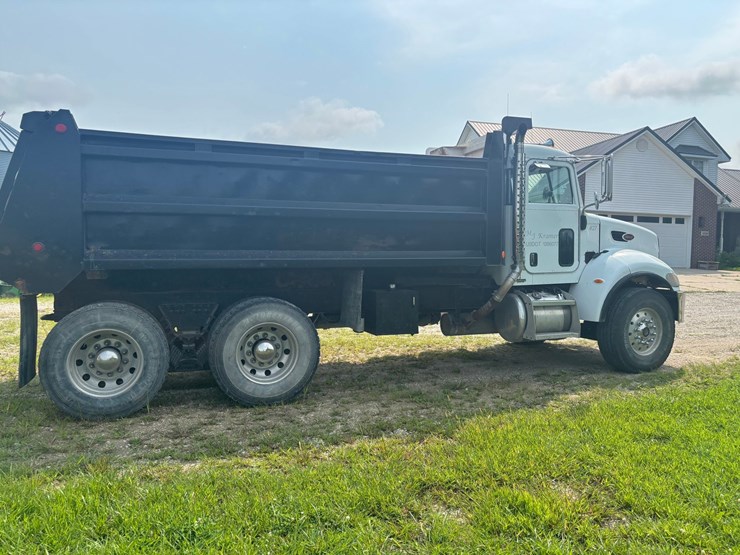 #2289-•-2006-peterbilt-tandem-axle-dump-truck-image-4