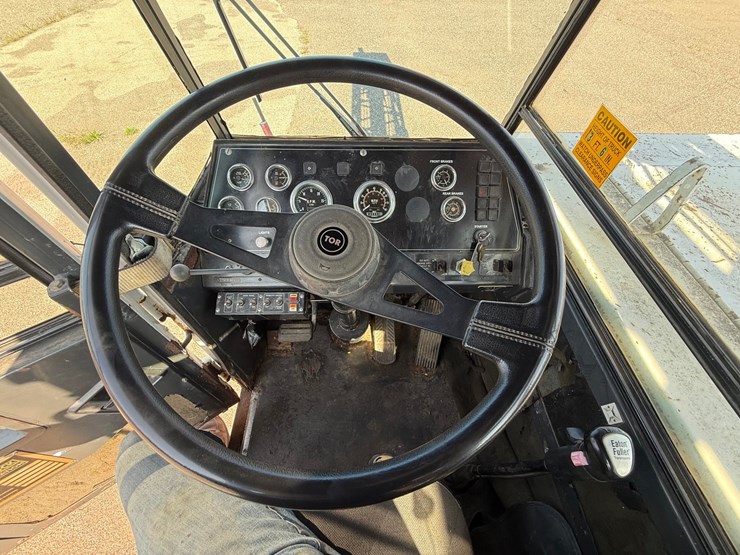 #2470-•-2002-tor-truck-dr-4280-crane-truck-image-163