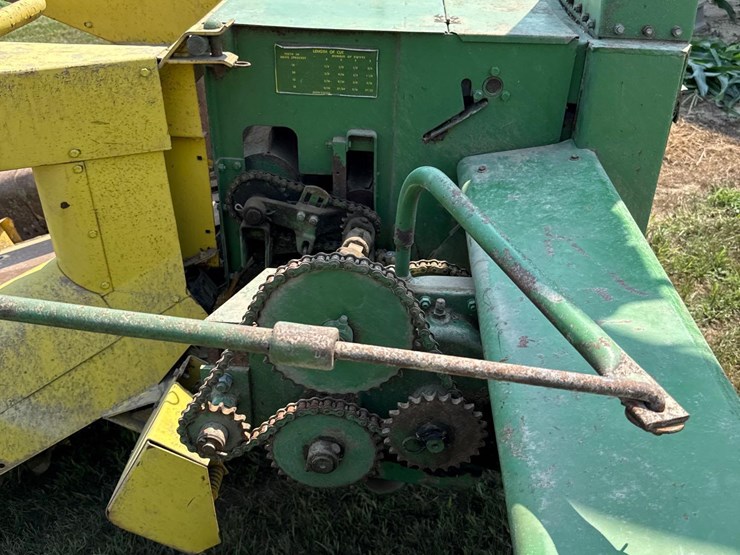 john-deere-34-image-7