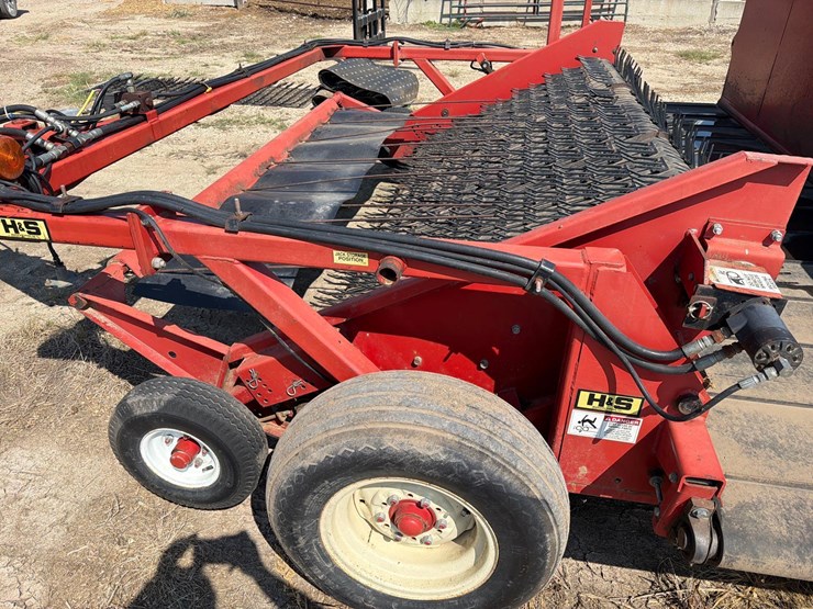h&s-9ft-hay-merger-image-43