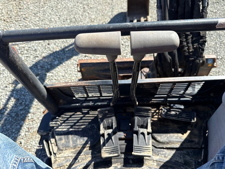 deere-35g-image-13