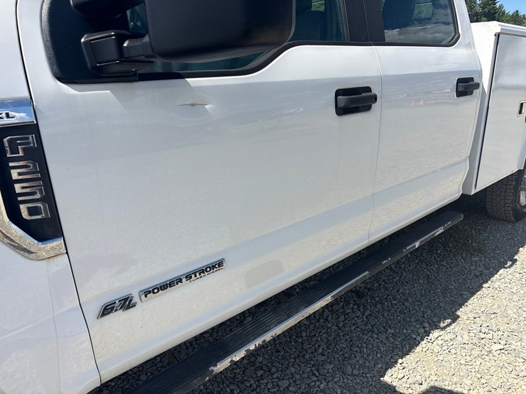 2017-ford-f350-image-13