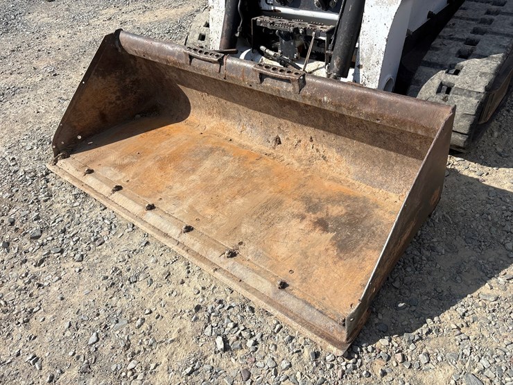 2016-bobcat-t630-image-28