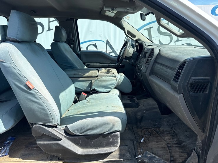 2017-ford-f250-image-40