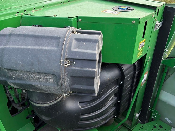 2013-john-deere-s660-image-105