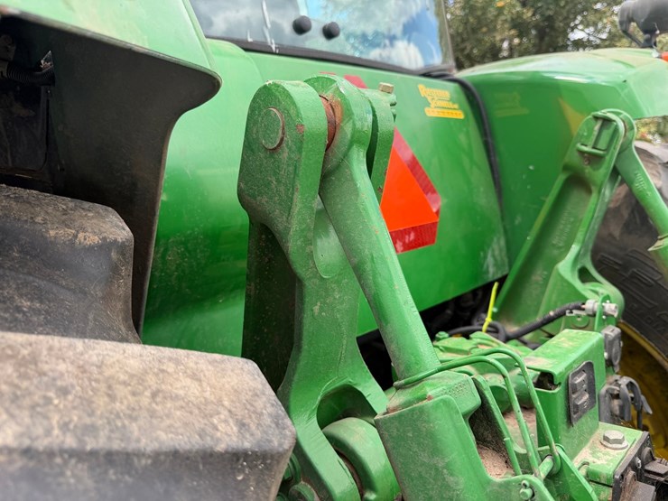 john-deere-8130-image-41